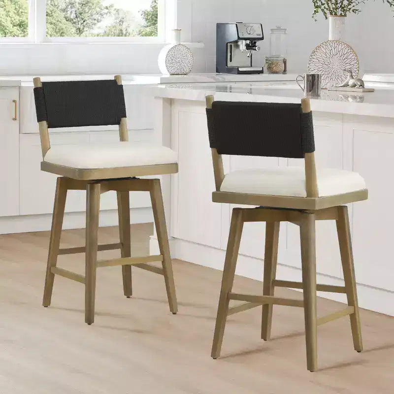 Tabouret de bar pivotant à hauteur de comptoir avec dossier tressé et structure en bois, naturel
