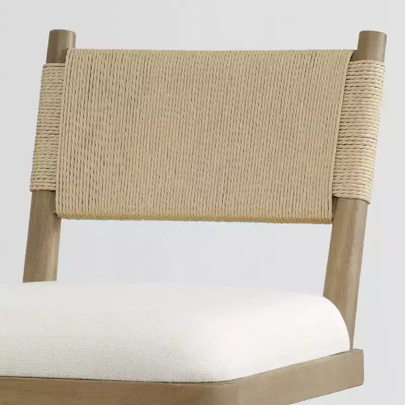 Tabouret de bar pivotant à hauteur de comptoir avec dossier tressé et structure en bois, naturel