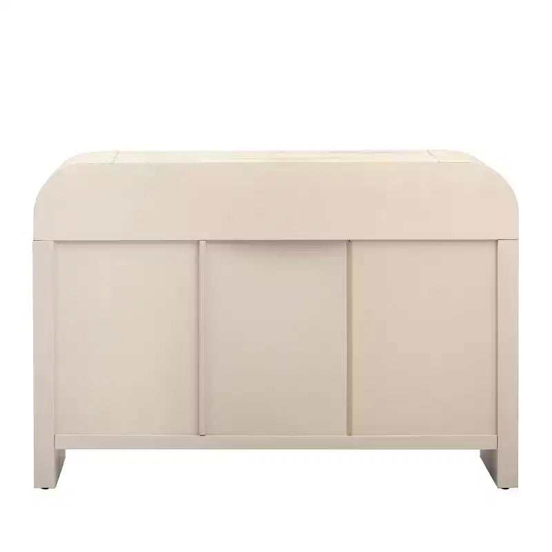 Bahut incurvé avec poignées dorées et organisateur réglable