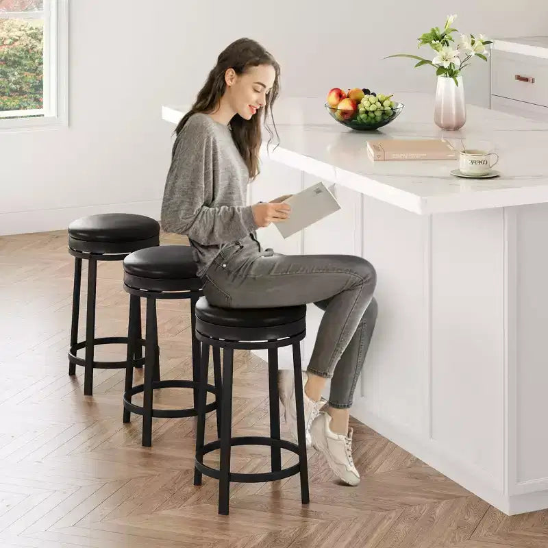 Tabouret de bar 24,4 po - Tabourets de comptoir pivotants ronds sans dossier