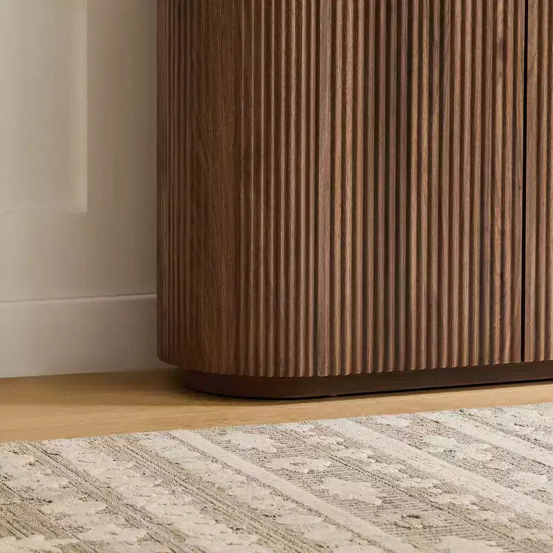 Buffet moderne de 70 pouces de large avec colonnes semi-cylindriques