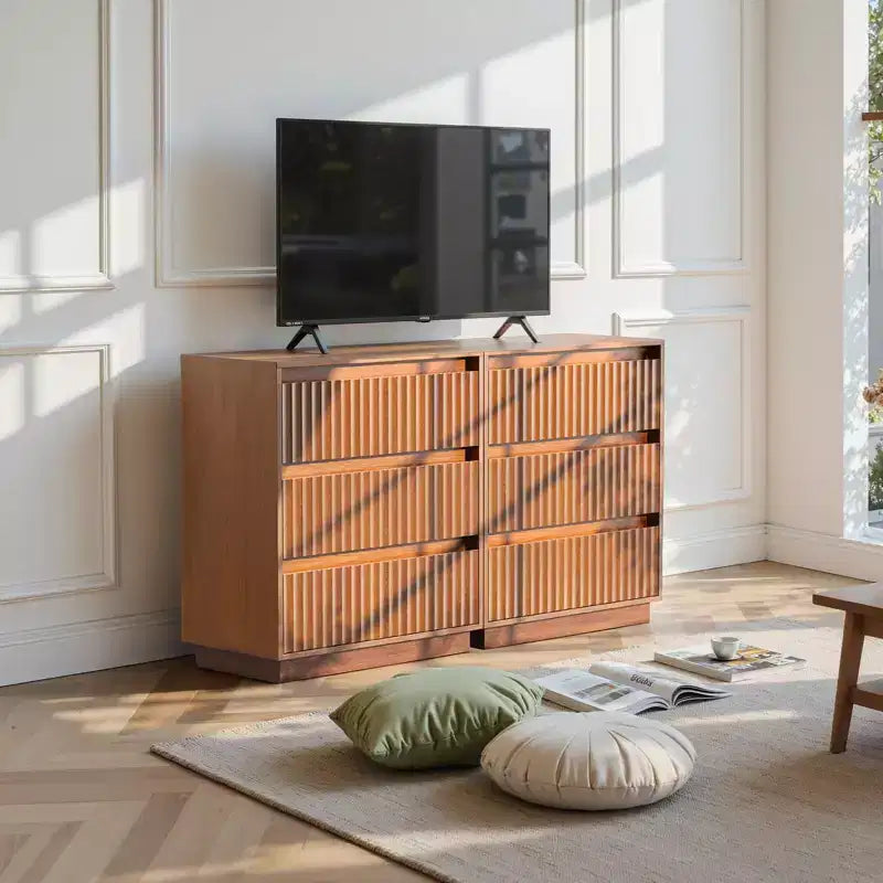 Commode à 3 tiroirs de 27,5 po de large avec panneau cannelé ondulé
