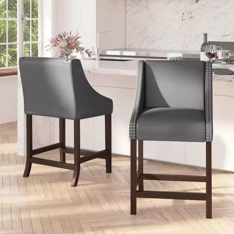 Tabouret de comptoir de 24 pouces avec garniture cloutée