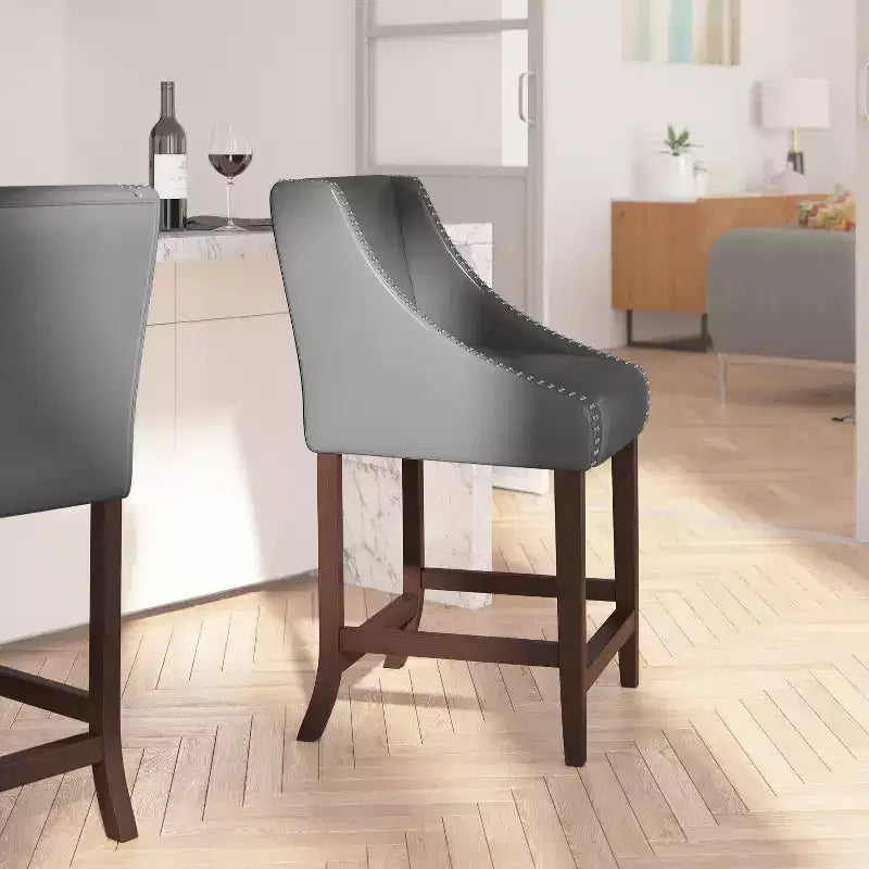 Tabouret de comptoir de 24 pouces avec garniture cloutée